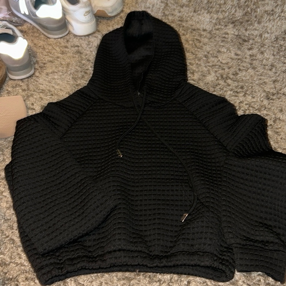 Shein Waffle cropped hoodie
never worn